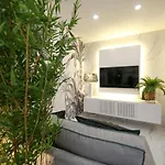 Διαμέρισμα Dina House Avo Mariana