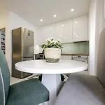 Dina House Avo Mariana Ναζαρέ